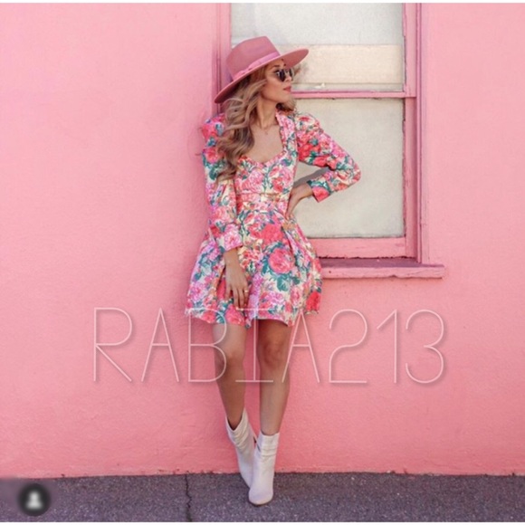 LAST 1! FLORAL PRINT MINI SKIRT - Picture 11 of 14